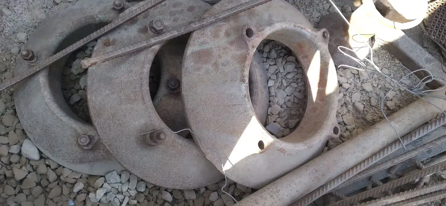 وزنه جلو تراکتور وداخل لاستیک جلو|قطعات یدکی و لوازم جانبی|خورموج, |دیوار