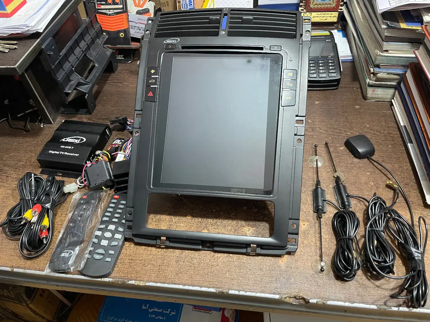 مانیتور بزرگ پژو پارس با رسیور دیجیتال|قطعات یدکی و لوازم جانبی|قائم‌شهر, |دیوار