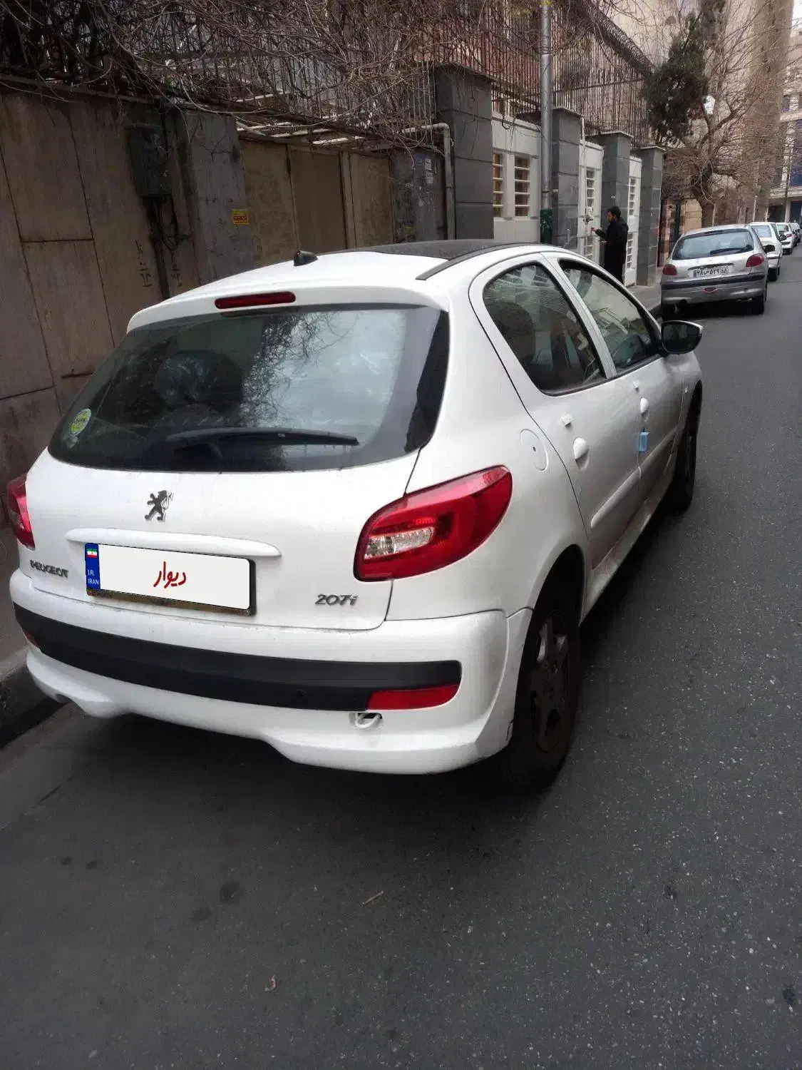 ۲۰۷ پاناروما ۱۴۰۲ دنده|خودرو سواری و وانت|تهران, دریان‌نو|دیوار