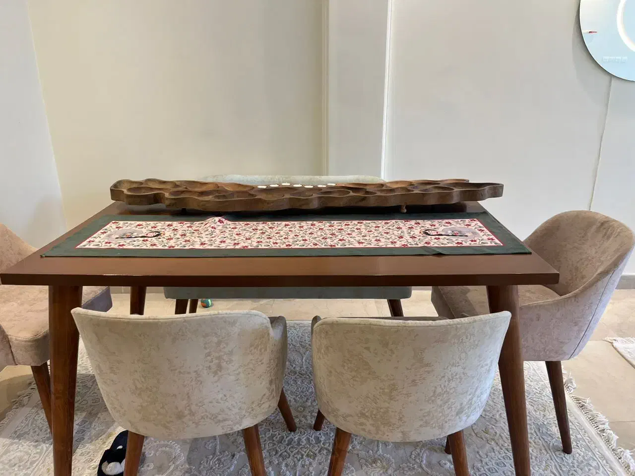 مبلمان|مبلمان خانگی و میز عسلی|تهران, کوهک|دیوار