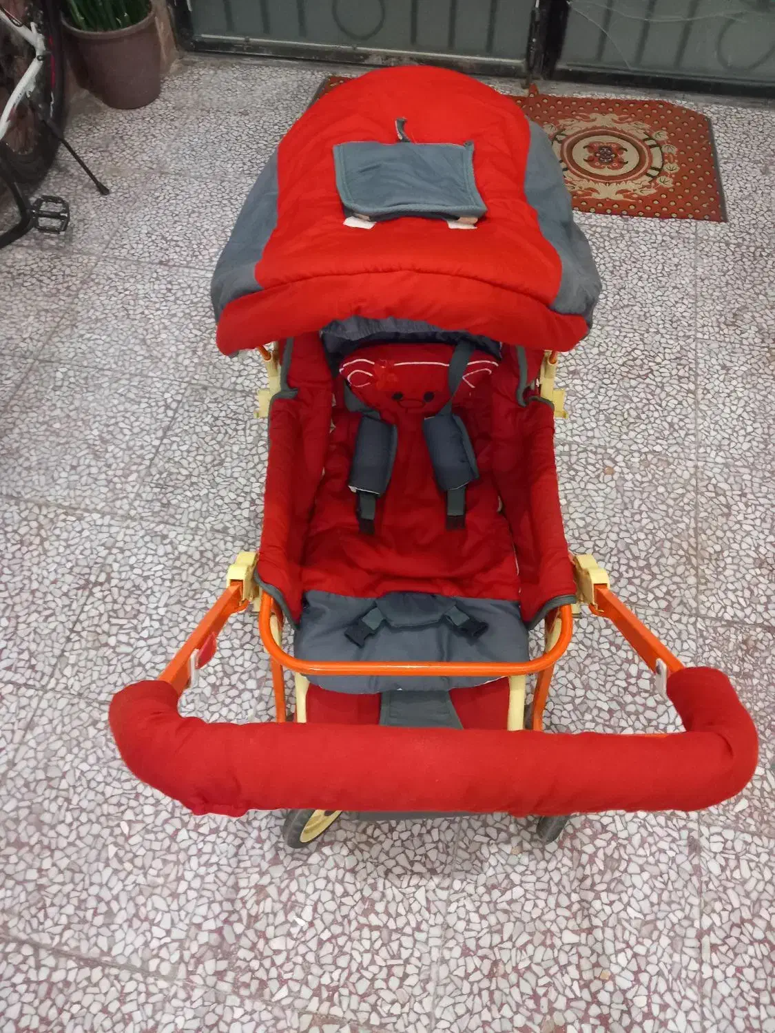 کالسکه و روروئک و نی نی تاب و ساک بچه|کالسکه و لوازم جانبی|آستانه اشرفیه, |دیوار