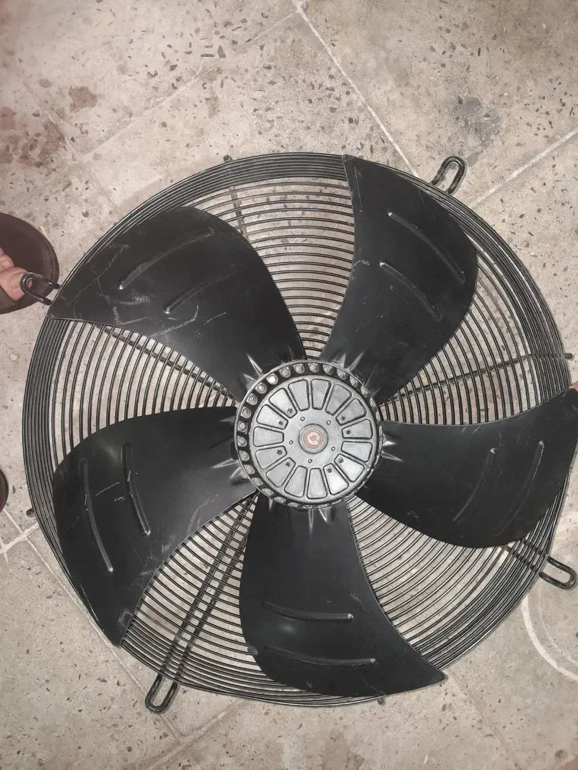 فن سردخانه|ماشینآلات صنعتی|هشتگرد, سیف آباد|دیوار