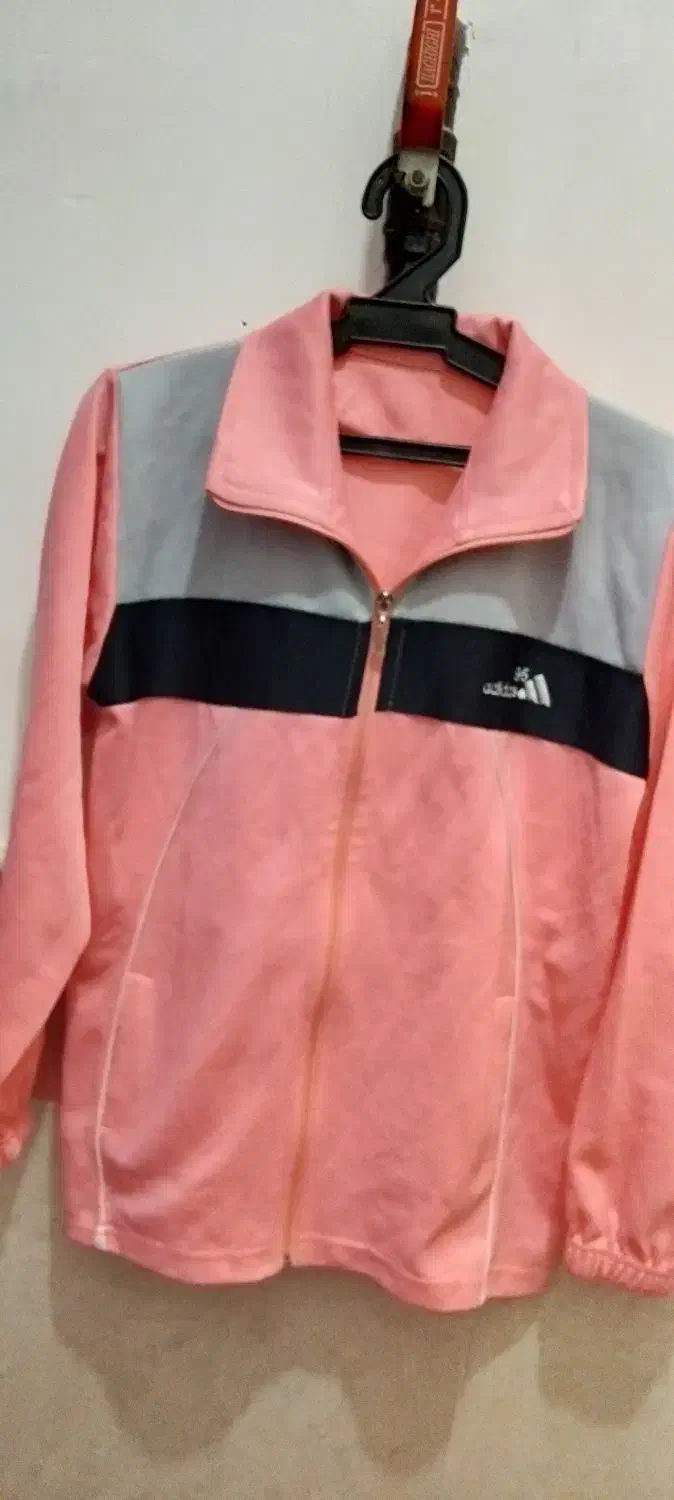 لباس ورزشی|لباس|قم, باغ شریفی|دیوار