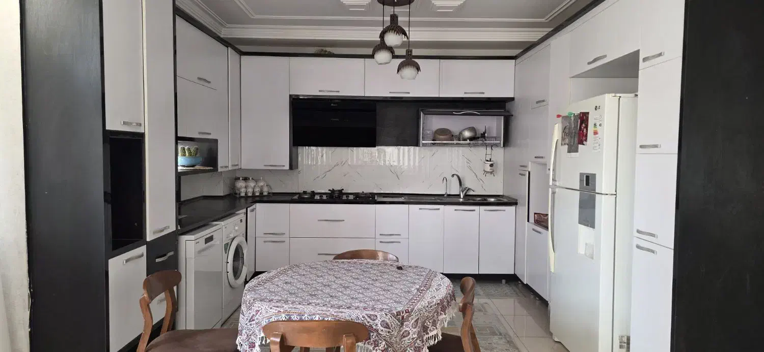 آپارتمان ۱۳۰ متری قیام|فروش آپارتمان|بجنورد, |دیوار