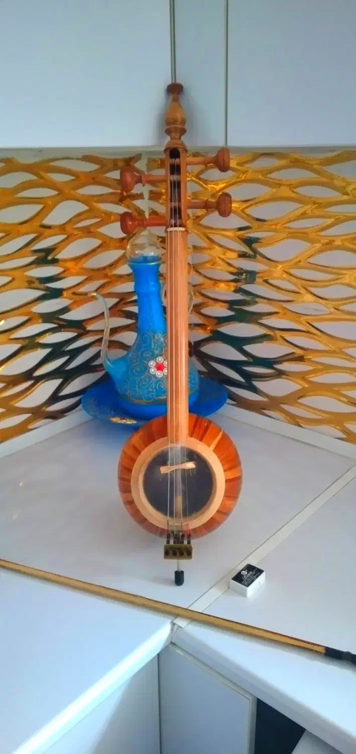 کمانچه|سازهای سنتی|چرداول, |دیوار