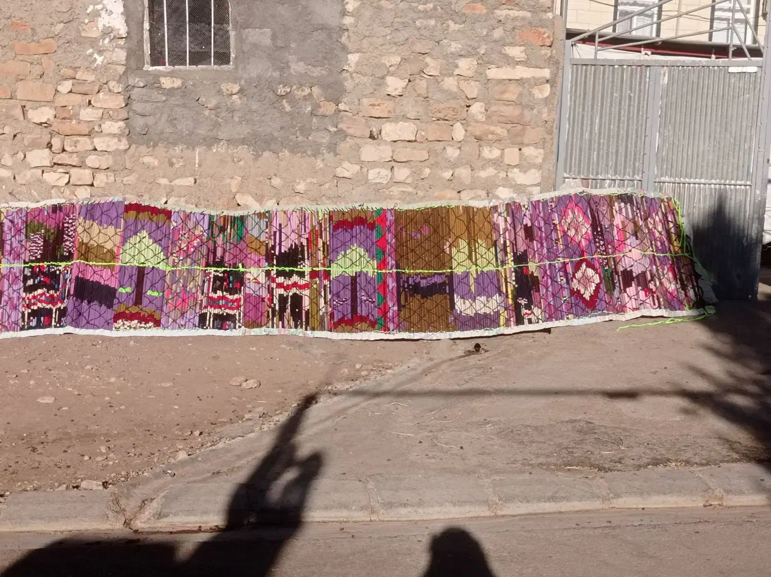 چیت تپک|فرش|اسلامآباد غرب, |دیوار