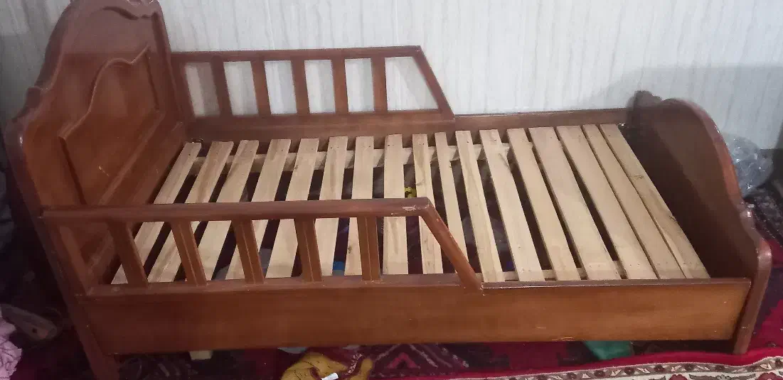 فروش تخت بچه|تخت و صندلی بچه|میاندوآب, |دیوار