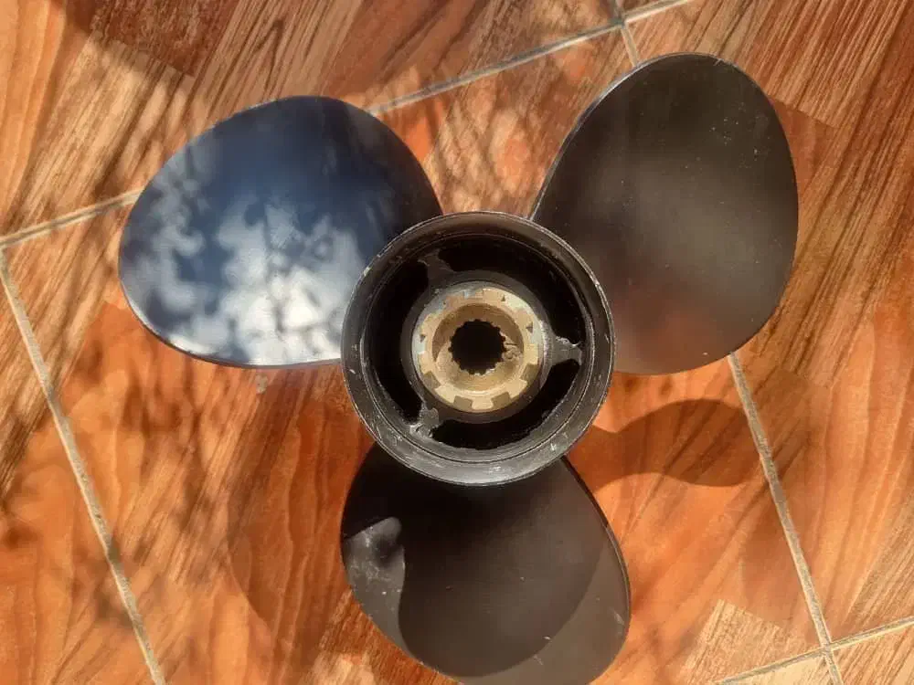 پروانه قابق موتوری|قطعات یدکی و لوازم جانبی|بندر انزلی, بشمن|دیوار