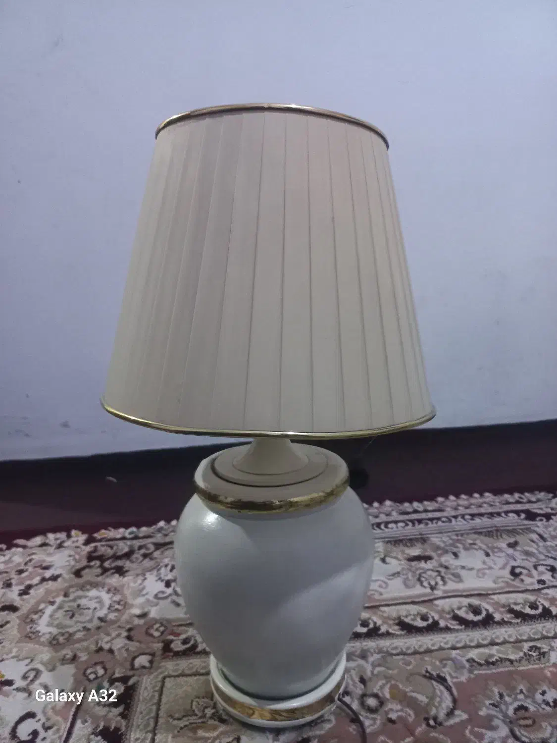 فقط پشت سیم خراب شده|چراغ خواب و آباژور|اردبیل, |دیوار