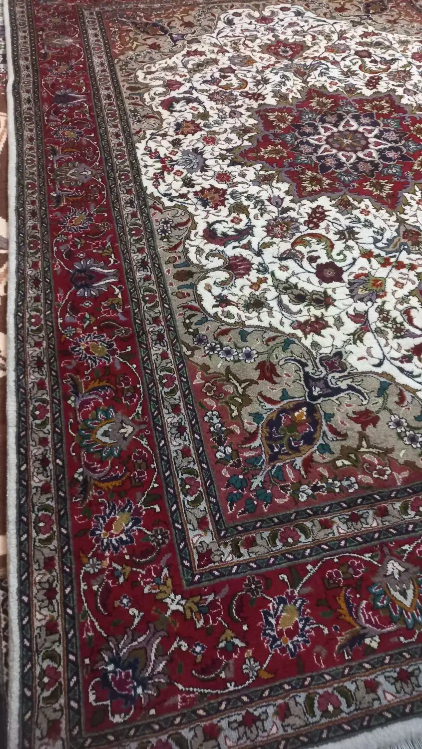 یکتخته فرش دستباف ۹متری|فرش|خوی, |دیوار