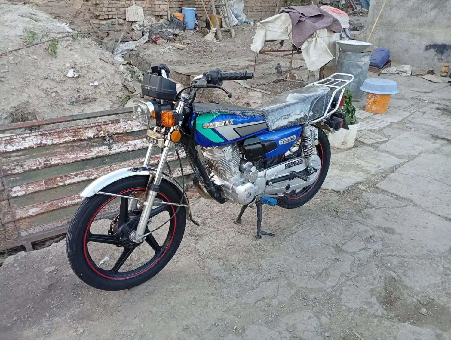 موتور پرواز ۲۰۰|موتورسیکلت|بروجرد, |دیوار