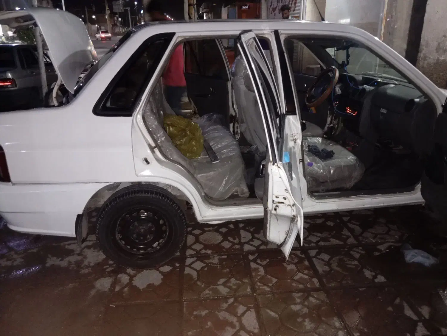 ماشین ولوازم کارواش صنعتی|خودرو سواری و وانت|چمران, |دیوار