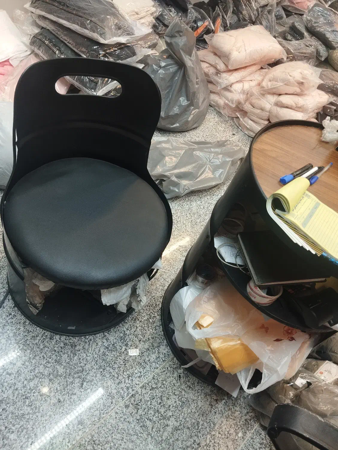 میز و صندلی بوشکه ای|دفتر کار|درگهان, |دیوار