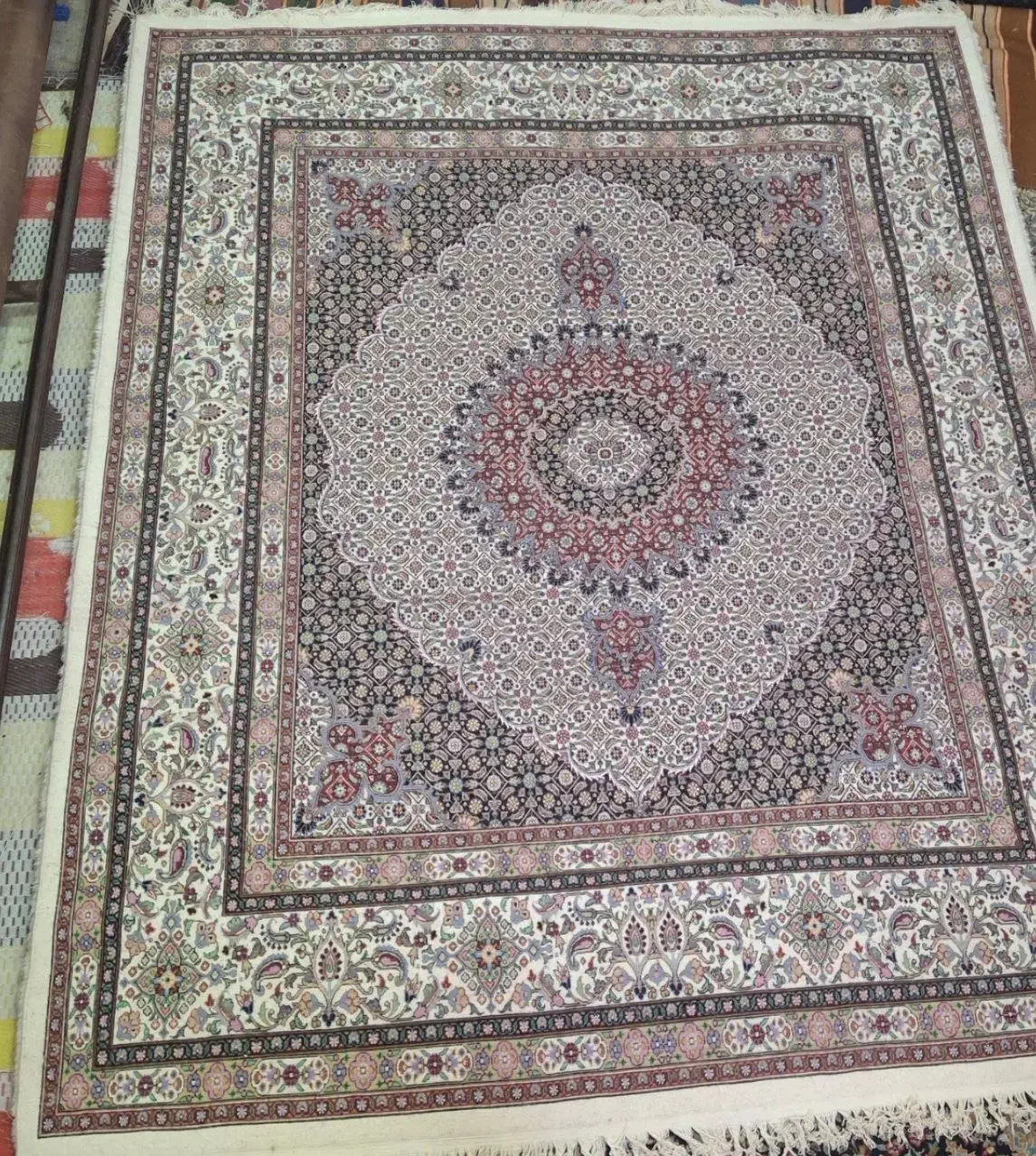 فرش دستباف|فرش|بیرجند, |دیوار