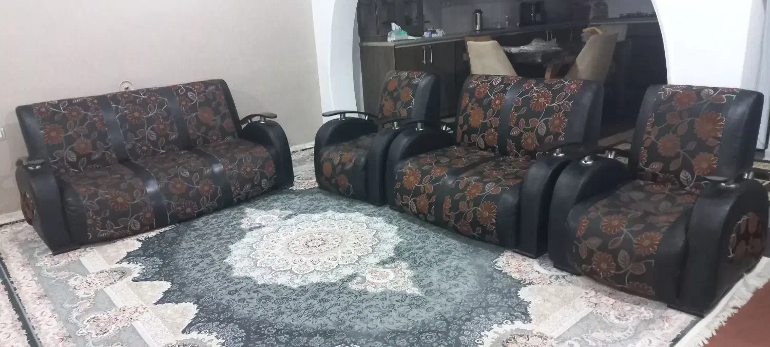 مبل + میز و گل میز|مبلمان خانگی و میز عسلی|دوگنبدان, |دیوار