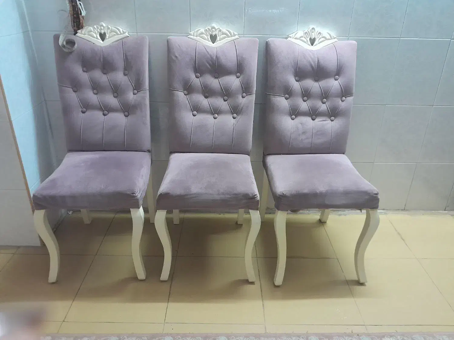 سه تا صندلی مناسب مهدکودک|صندلی و نیمکت|بابل, |دیوار