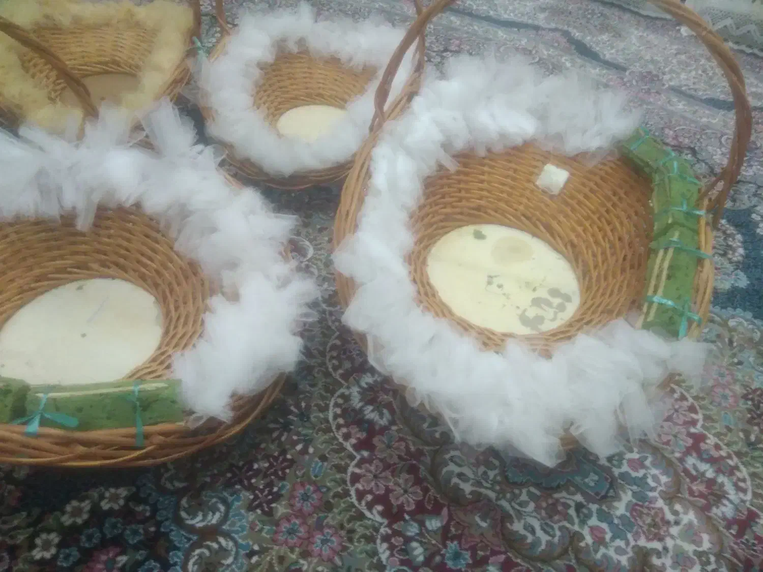 سبد چوبی حصیری|صنایع دستی و سایر لوازم تزئینی|یزد, |دیوار