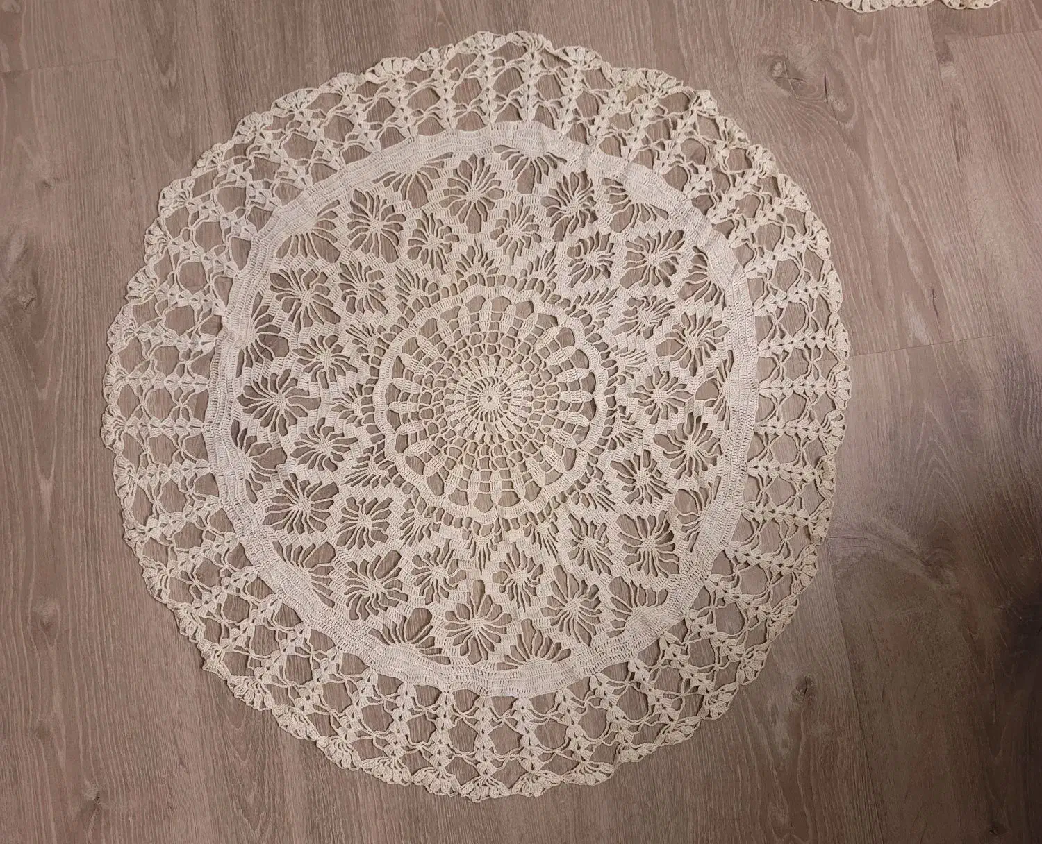 رومیزی قلاب بافی|پرده، رانر، رومیزی|گرگان, |دیوار