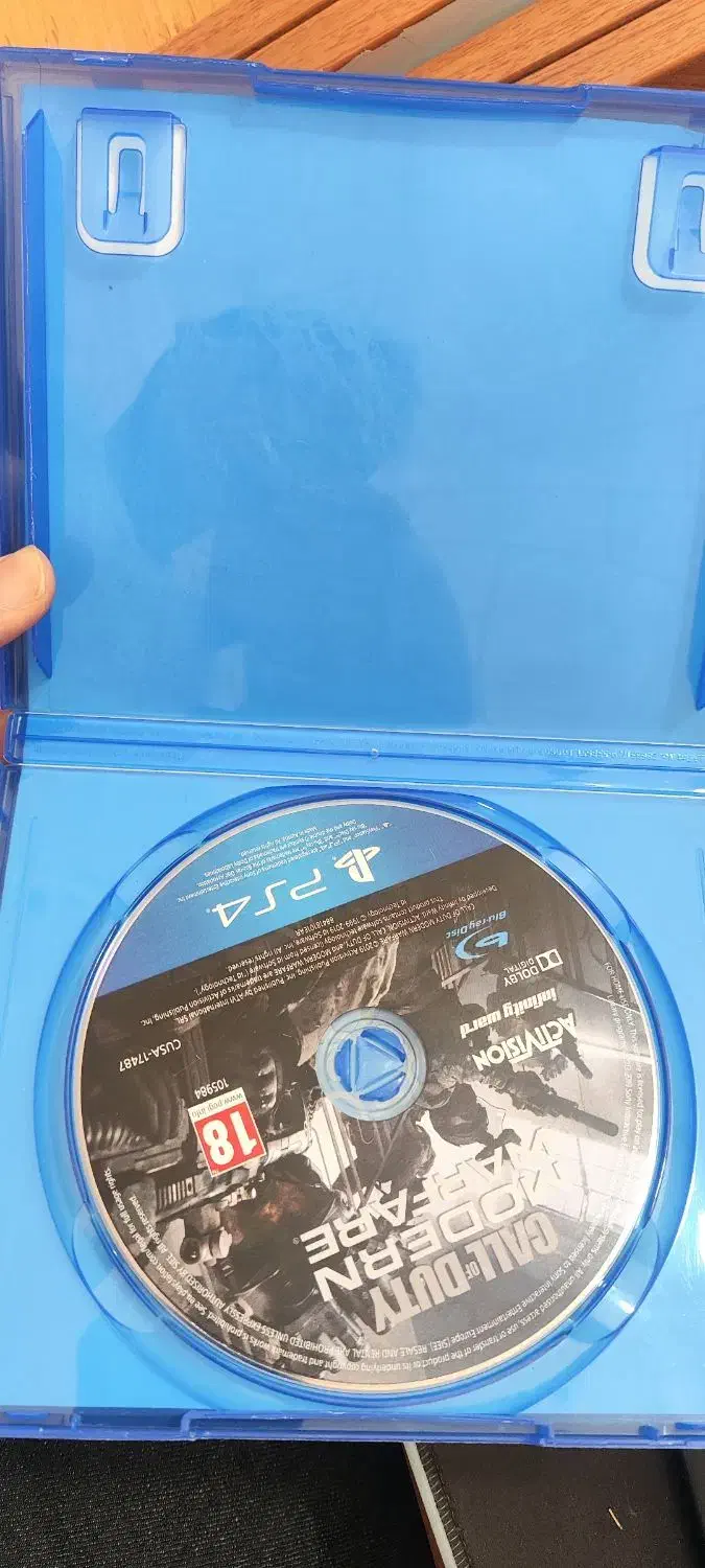 دیسک Modern warfare|کنسول، بازی ویدئویی و آنلاین|کرمان, |دیوار