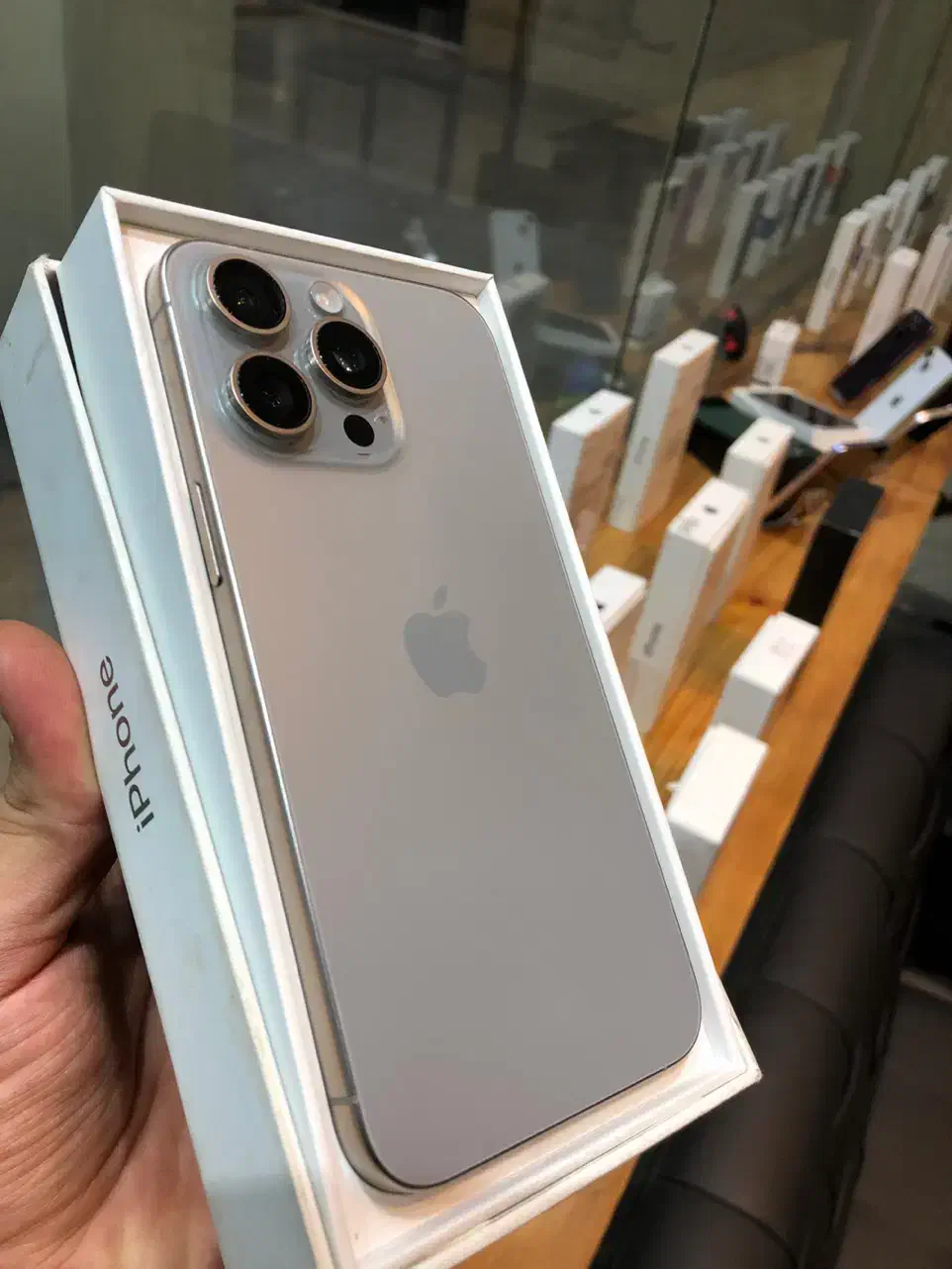 آیفون ۱۵ پرو مکس|موبایل|تهران, هروی|دیوار