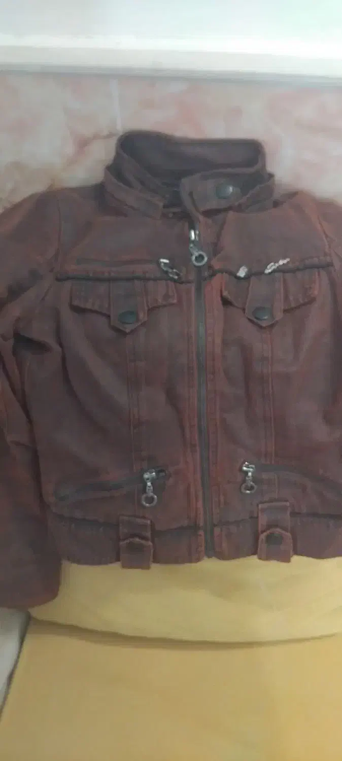 کاپشن چرم اصلی درجه یک کوتاه و پوتین خزدار|لباس|نیشابور, شهید بهشتی|دیوار