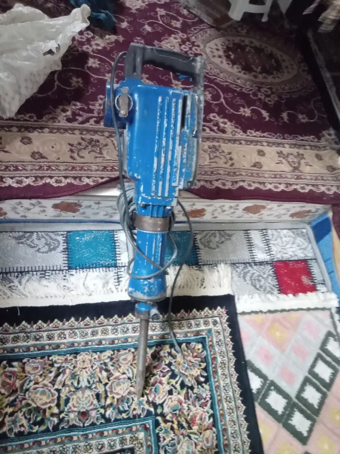 سالم|ابزارآلات|تربت‌حیدریه, منظر|دیوار