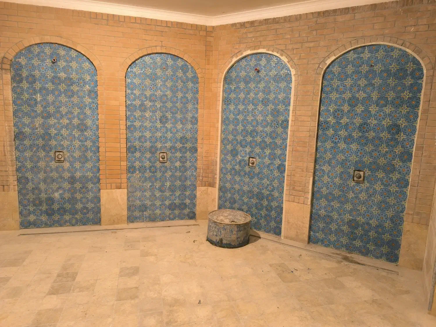 کاشیکار سرامیک کار موزاییک کار سنگکار|خدمات پیشه و مهارت|ساری, |دیوار