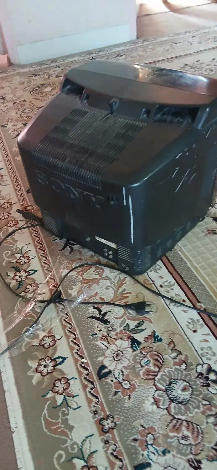 تلویزیون سونی قدیم ۱۴ اینج|تلویزیون و پروژکتور|کرمانشاه, |دیوار