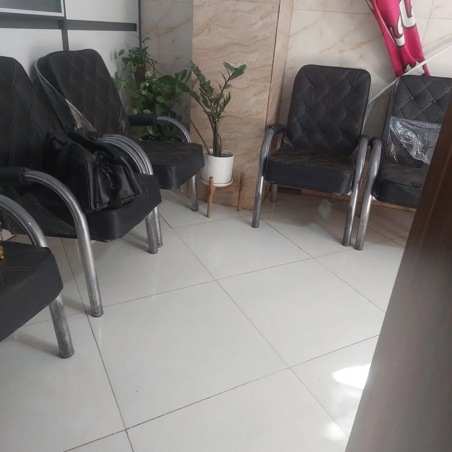 استخدام نیروی خدماتی|استخدام سرایداری و نظافت|پاکدشت, پاکدشت (مامازند)|دیوار