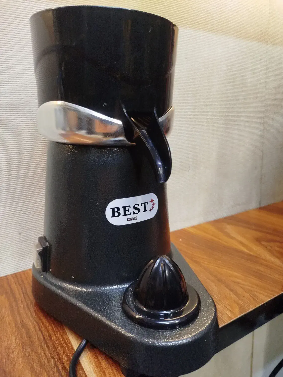 آبمیوه گیری برقی برند BEST|آبمیوه‌گیر و آب‌مرکبات‌گیر|قرچک, مهدیه|دیوار