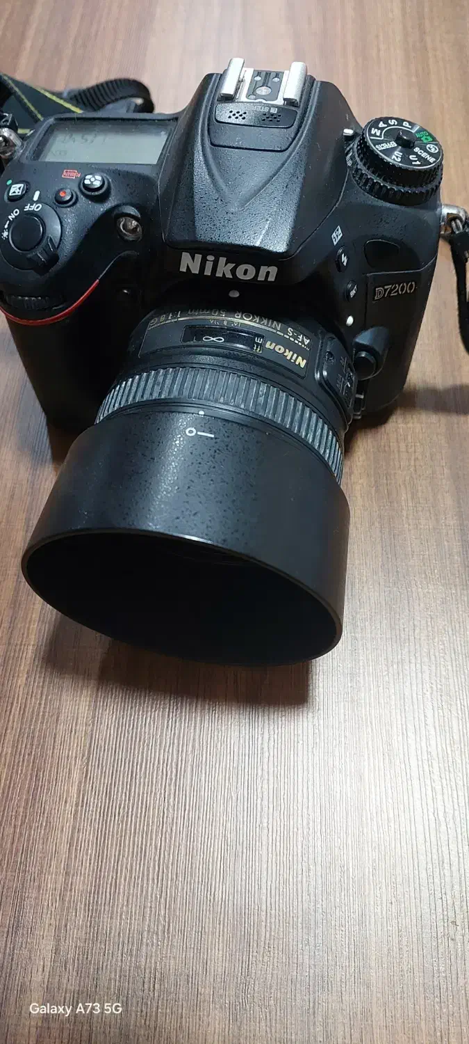 نیکون ۷۲۰۰ با لنز ۵۰|دوربین عکاسی و فیلم‌برداری|شاهین‌شهر, مخابرات (شهید بهشتی)|دیوار