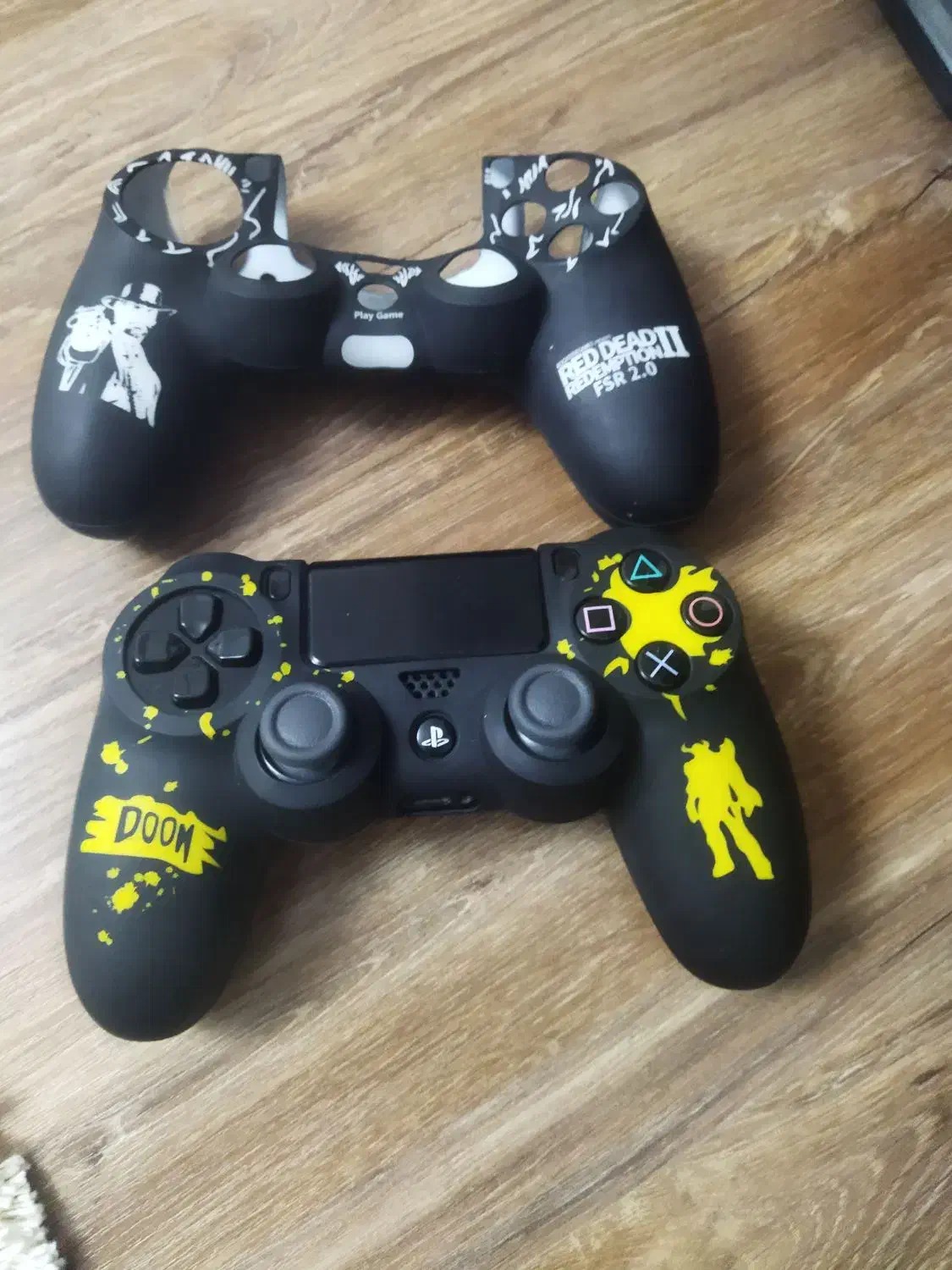 یک عدد دسته بازی ps4|کنسول، بازی ویدئویی و آنلاین|بجنورد, |دیوار