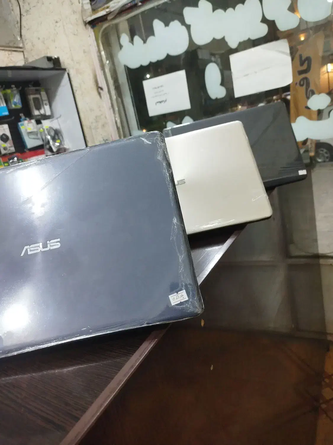 لپتاپ ایسوس با ضمانت یکساله|رایانه همراه|آبادان, |دیوار