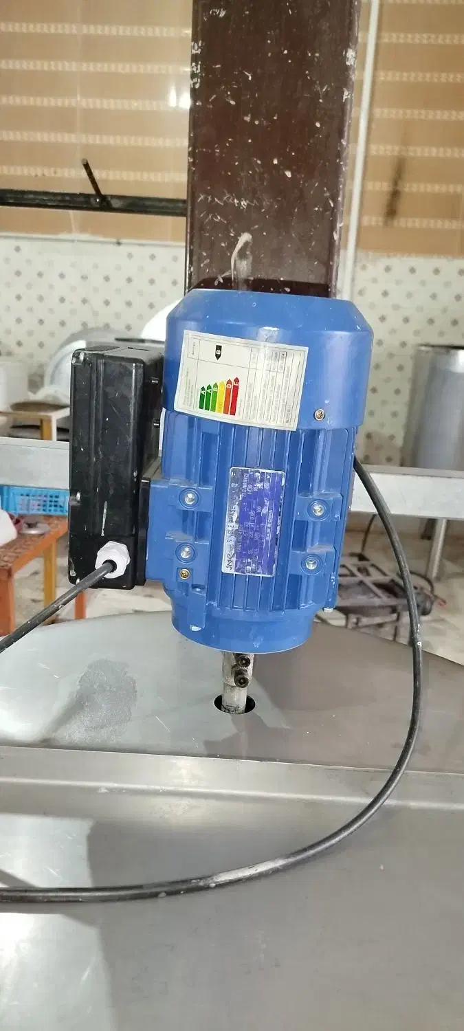 فروش تجهیزات کامل کارگاه لبنیاتی(پاتیل،کره گیر و.)|فروشگاه و مغازه|کرمان, |دیوار