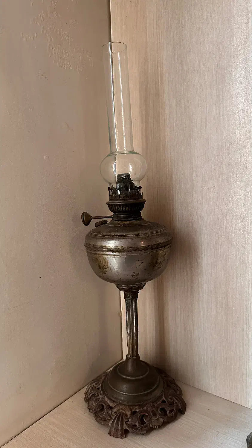 چراغ قدیمی دکوراتیو|کلکسیون اشیاء عتیقه|مشهد, هنرستان|دیوار