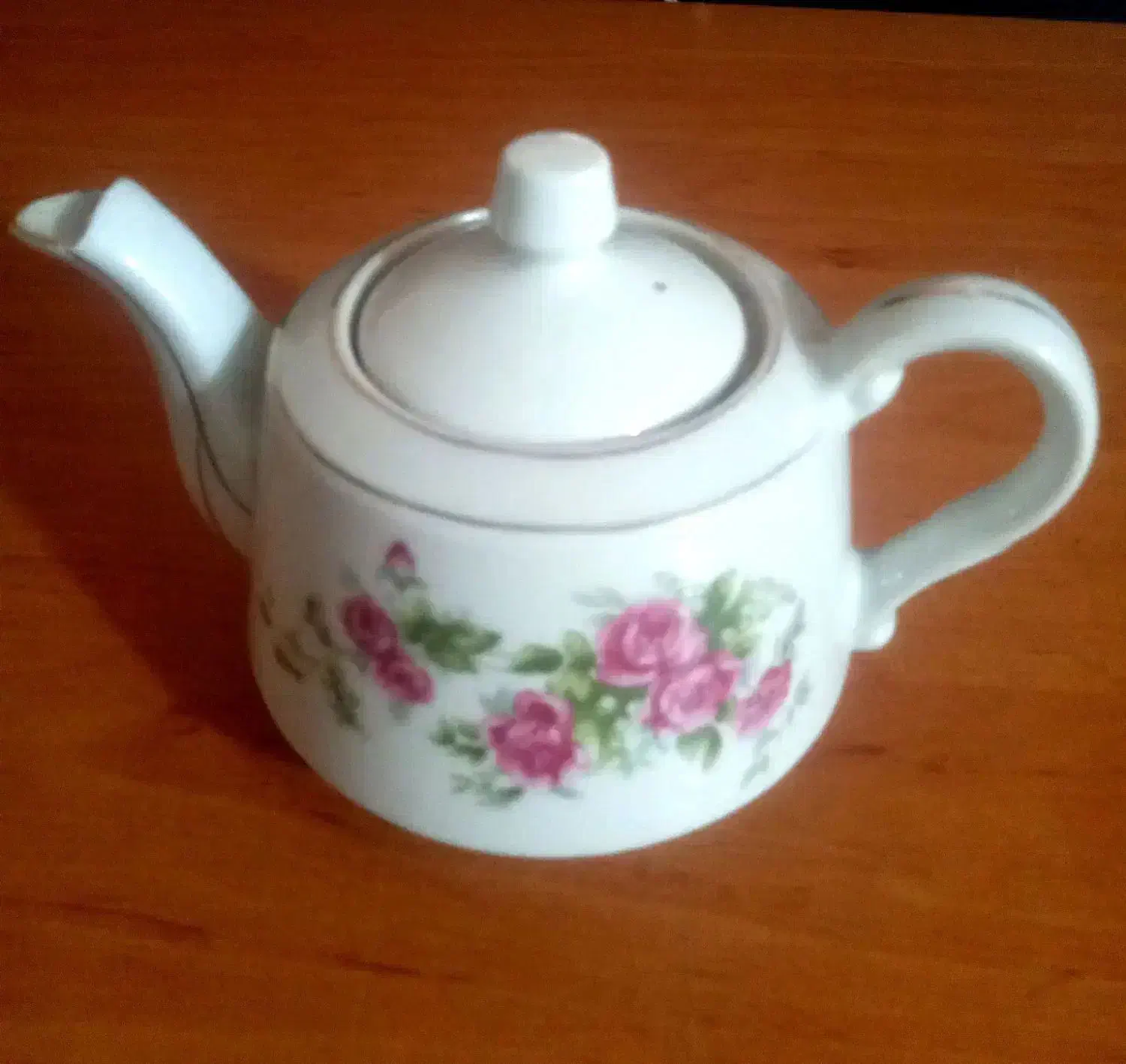 گلسرخ|کلکسیون اشیاء عتیقه|زنجان, |دیوار