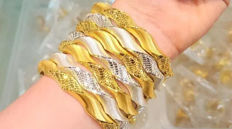 گالری نقره و النگو|جواهرات|شهرکرد, |دیوار