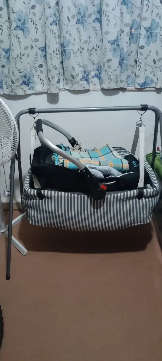 گهواره نوزاد کریر تشک گاردار اغوش نوزاد|کالسکه و لوازم جانبی|گلبهار, شهر جدید گلبهار|دیوار