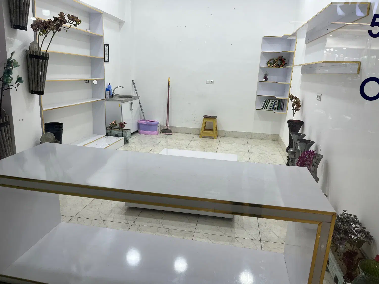 دکور و قفسه مغازه|فروشگاه و مغازه|دامغان, |دیوار