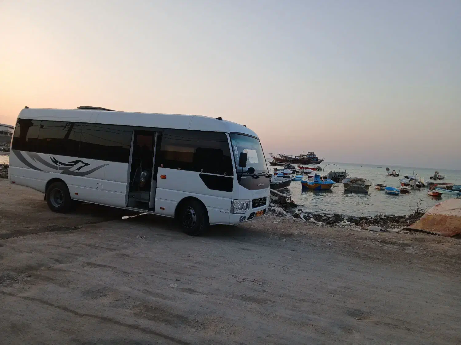 دربستی وسرویس مینی بوس،ایسوزو،اتوبوس،ون،H350|خدمات حمل و نقل|تهران, فرودگاه مهرآباد|دیوار