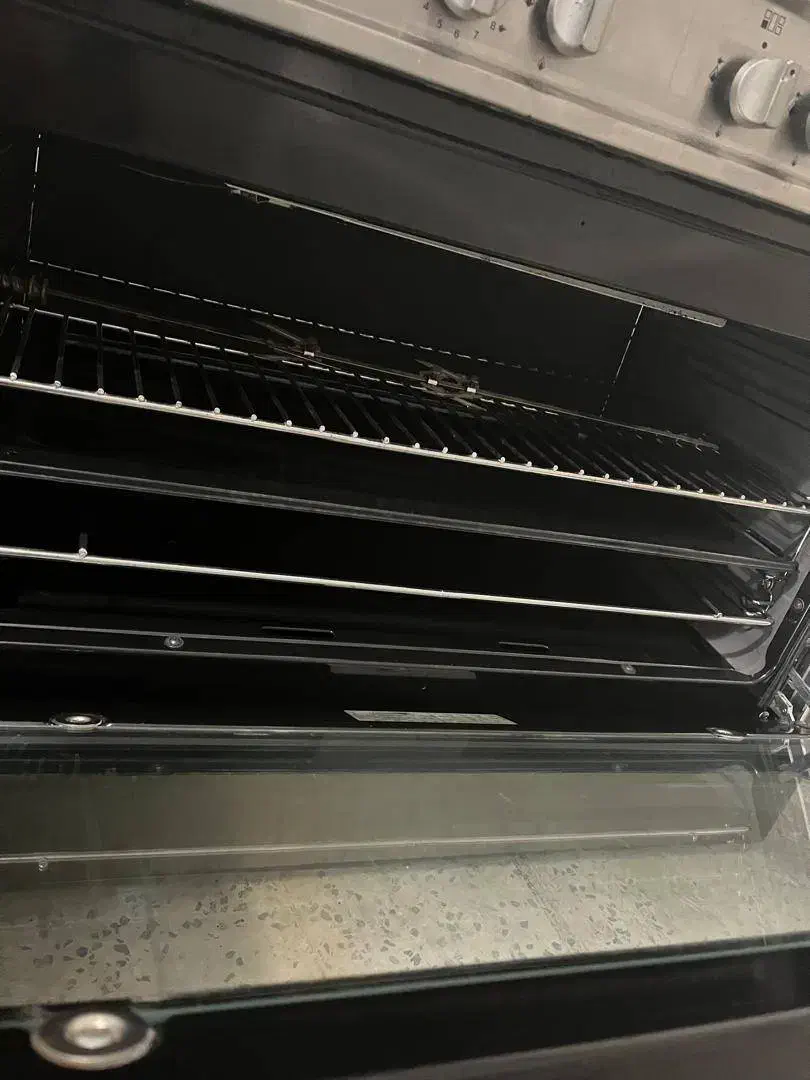 اجاق گاز فر دار ایتالیا لاجرمانیا|اجاق گاز و لوازم برقی پختوپز|هشتگرد, شهرک راه آهن|دیوار