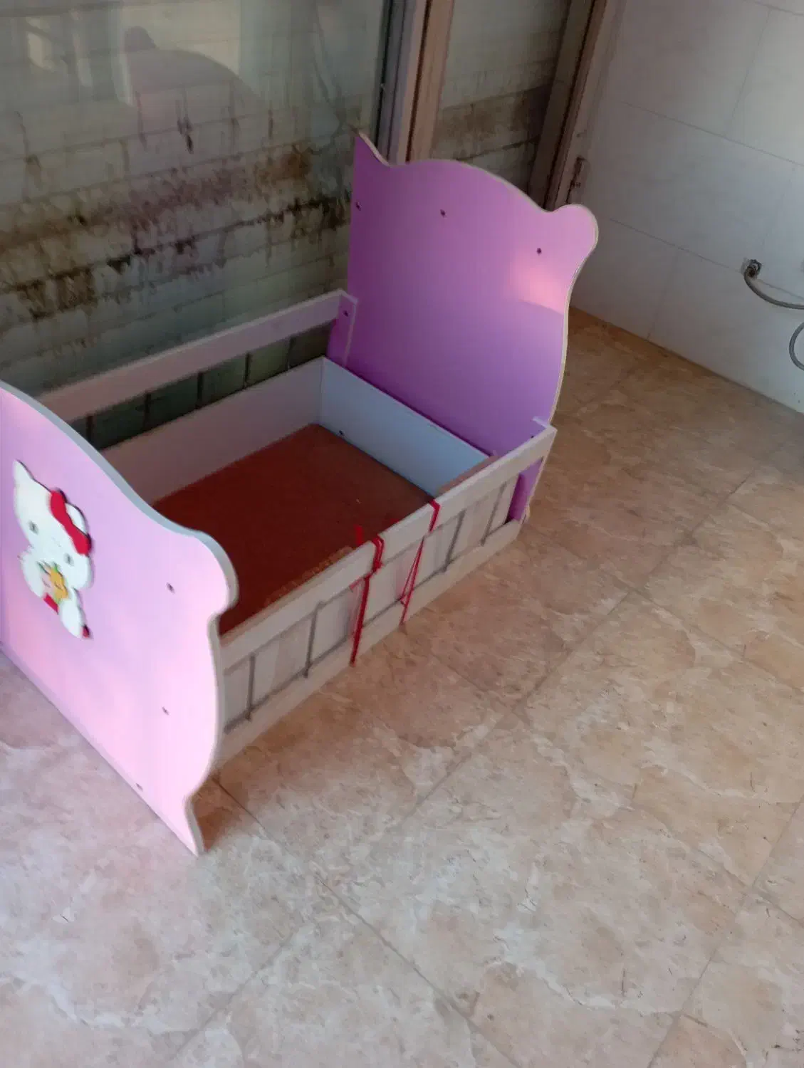 تخت خواب بچه|تخت و صندلی بچه|سنقر, |دیوار