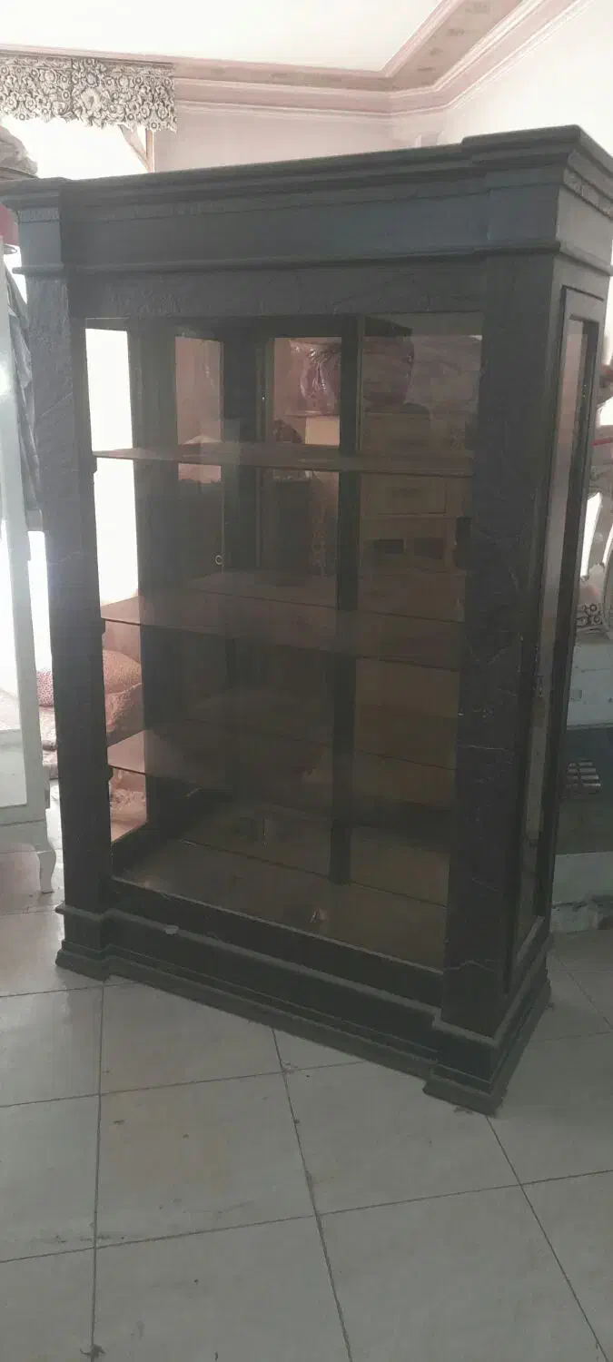 بوفه سالم و جادار|بوفه، ویترین، کنسول|قرچک, شهرک طلائیه|دیوار