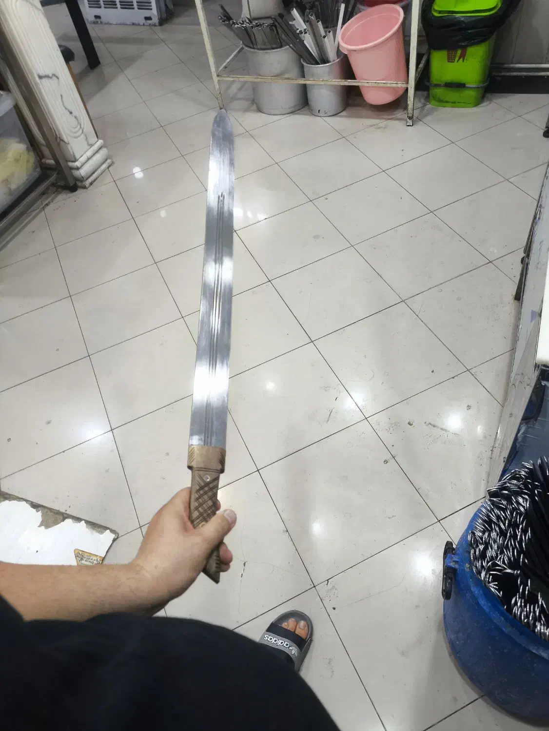 شمشیر بلند دو لب .چاقو بلند|کلکسیون اشیاء عتیقه|قم, نوبهار|دیوار