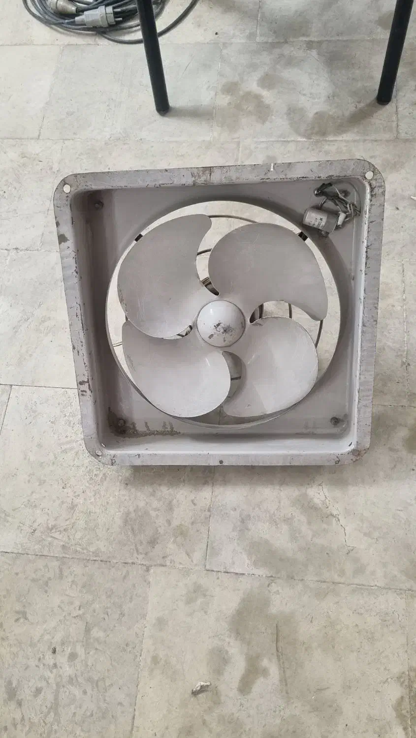 فن صنعتی|پنکه و تصفیهکنندهٔ هوا|زنجان, |دیوار