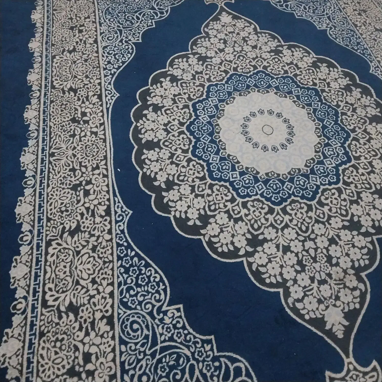 فرشینه مخملی|فرش|بندر ماهشهر, |دیوار