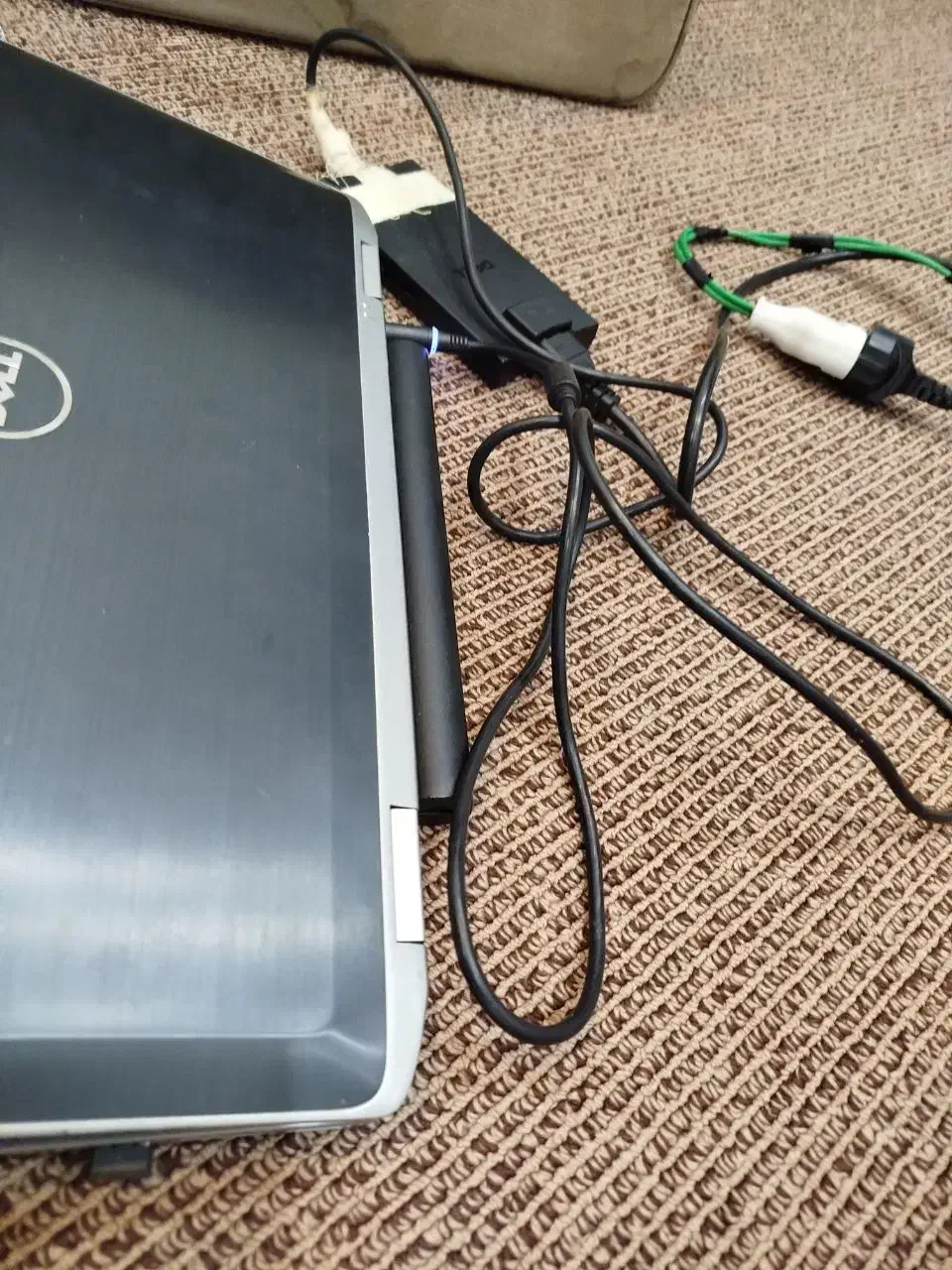 لپ تاب|رایانه همراه|میبد, |دیوار