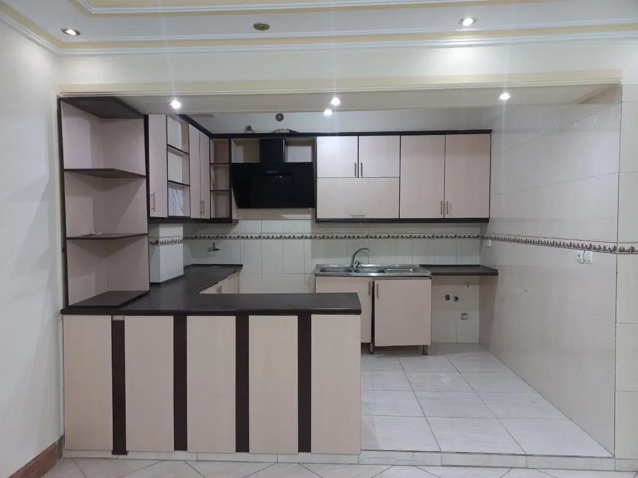 آپارتمان۶۵متر/۲خوابه/بدون پرتی/پارکینگدار/کهریزک|فروش آپارتمان|کهریزک, |دیوار