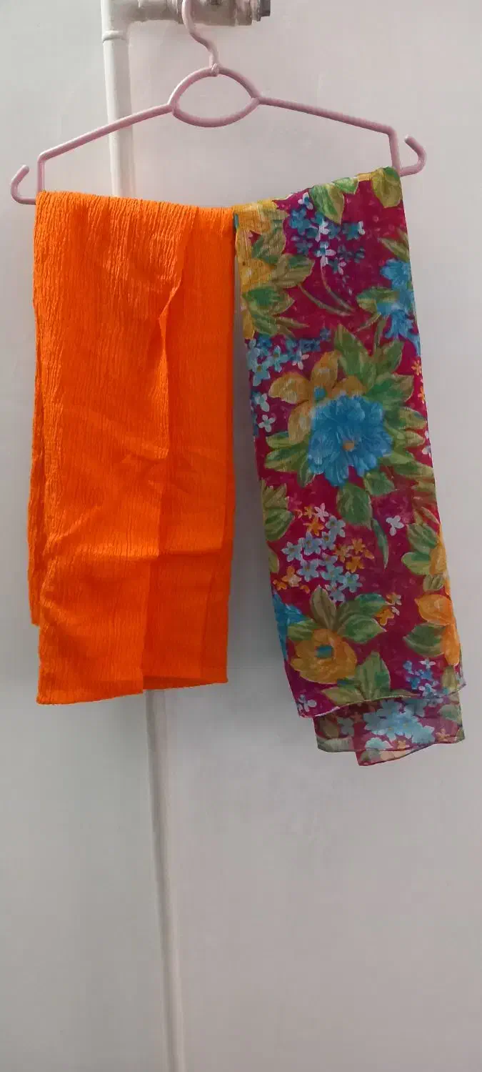 تعدادی شال و روسری و لباس زنانه|حراج|بروجرد, |دیوار