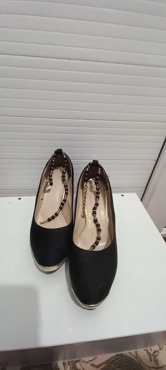 ۴جفت  کفش  زیبا|کیف، کفش، کمربند|سنندج, |دیوار